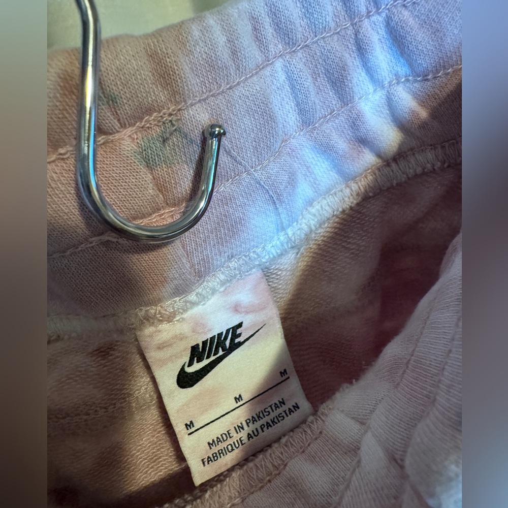 Nike Tie dyed oversized sweatpants (New) - Picture 10 of 10